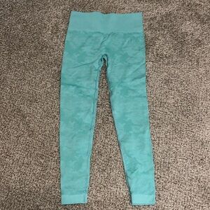 Gymshark leggings (camo)